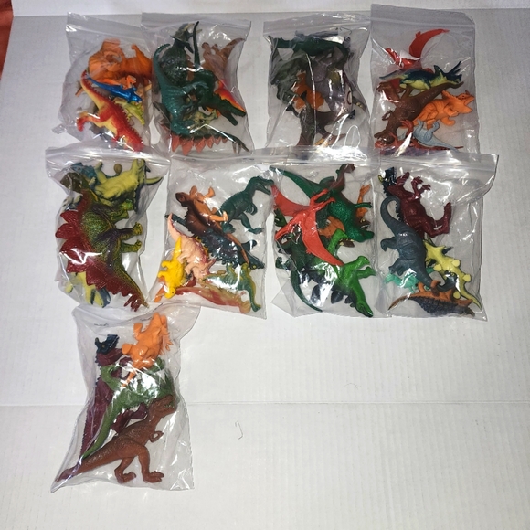 DINOSAUR BUNDLE LOT 3 bags - Picture 2 of 9